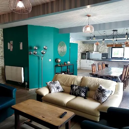 Maison De Village Au Pied Des Pyrenees