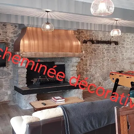 Maison De Village Au Pied Des Pyrénées * Marignac (Haute-Garonne)