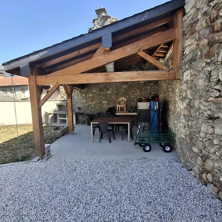 Maison De Village Au Pied Des Pyrénées * Marignac (Haute-Garonne)