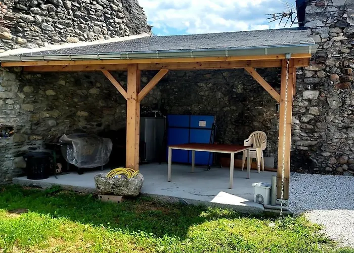 Дом отдыха Maison De Village Au Pied Des Pyrenees Marignac (Haute-Garonne)